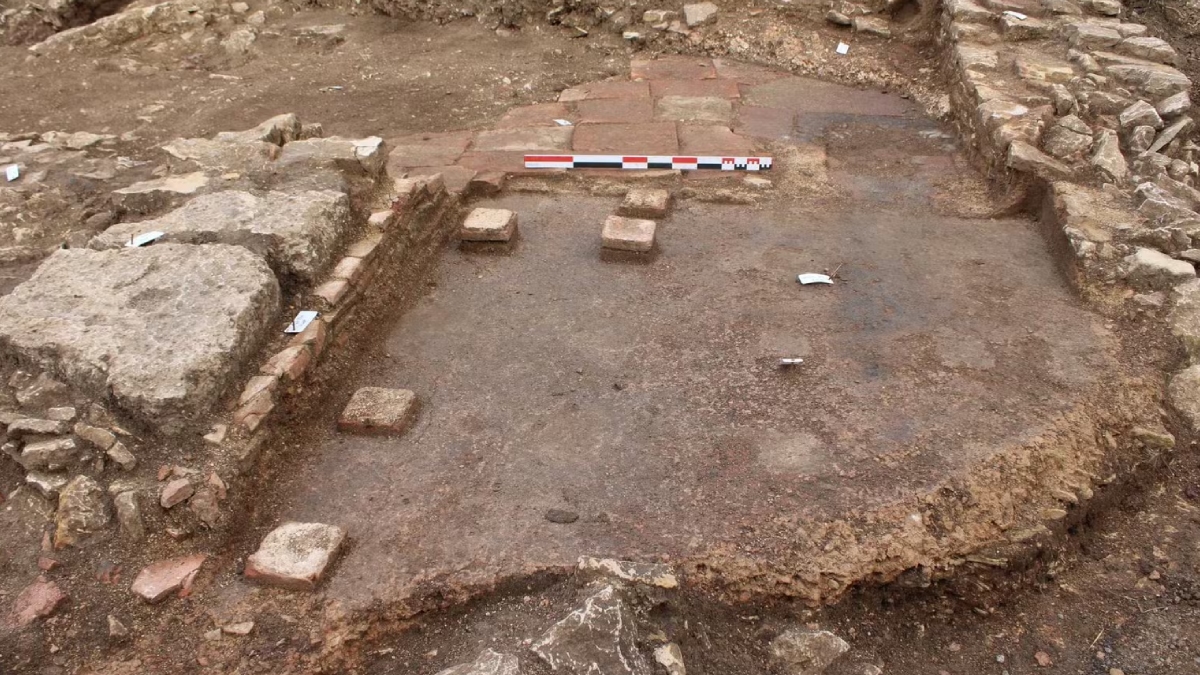 Arqueólogos da França encontraram moedas romanas em vila antiga