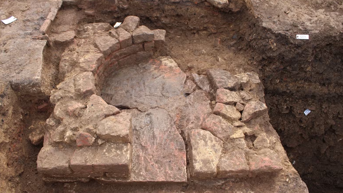 Arqueólogos da França encontraram moedas romanas em vila antiga