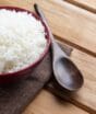 Lavar o arroz antes do preparo: estudo científico esclarece os efeitos na saúde e no resultado final da receita