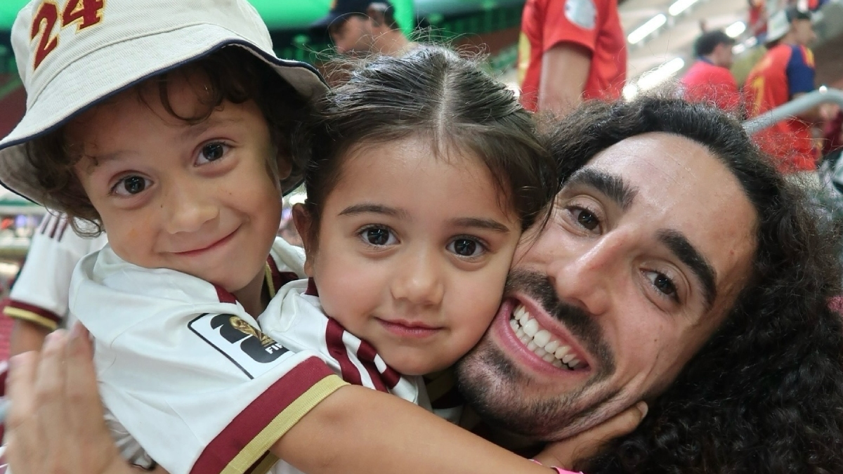 Marc Cucurella e filho