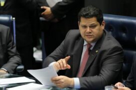 Impasse entre governo e Congresso interrompe a tramitação de projetos importantes antes do período eleitoral (Foto: Fabio Rodrigues Pozzebom/Agência Brasil)