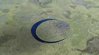 Ilha de "El Ojo' chama atenção pelo formato e movimento de rotação/Divulgação/Governo da Argentina