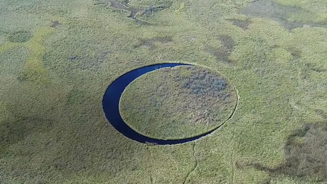 Ilha de "El Ojo' chama atenção pelo formato e movimento de rotação/Divulgação/Governo da Argentina