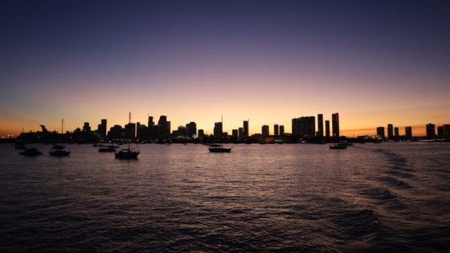 Miami, na Flórida/John Hank/Pexels