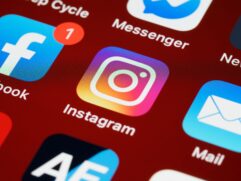 Instagram e Facebook apresentam instabilidade global neste domingo (19/7). Foto: Brett Jordan/Pexels