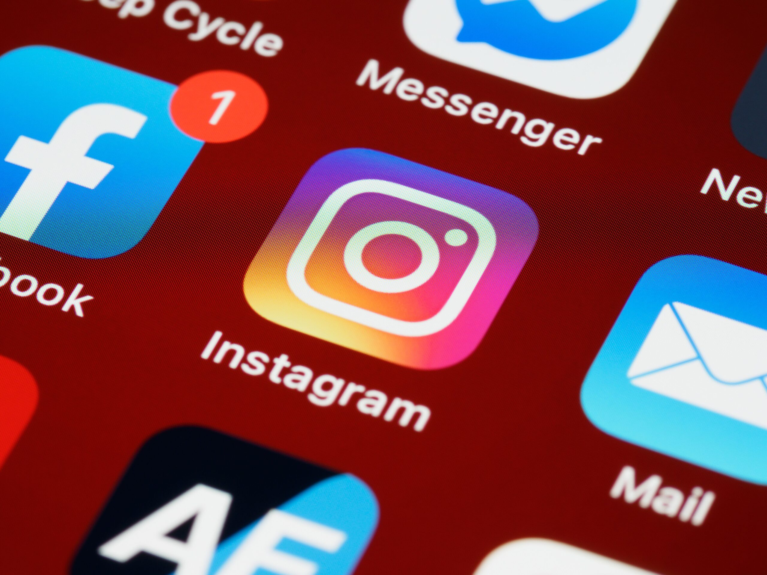 Instagram e Facebook apresentam instabilidade global neste domingo (19/7). Foto: Brett Jordan/Pexels