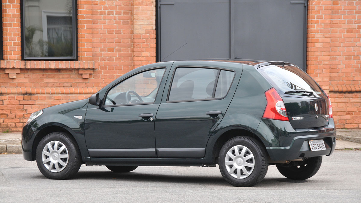 Renault Sandero é completo no quesito economia e segurança/Divulgação