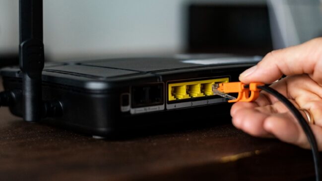 Entrada USB no roteador wi-fi