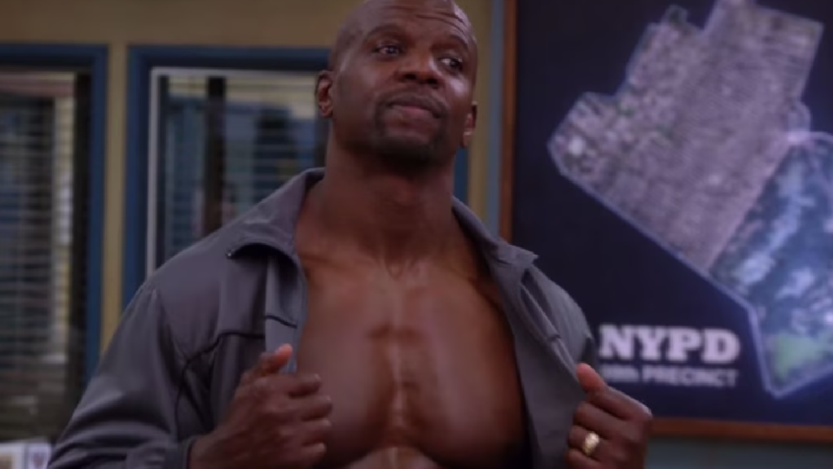 O ator Terry Crews mostrando seus músculos