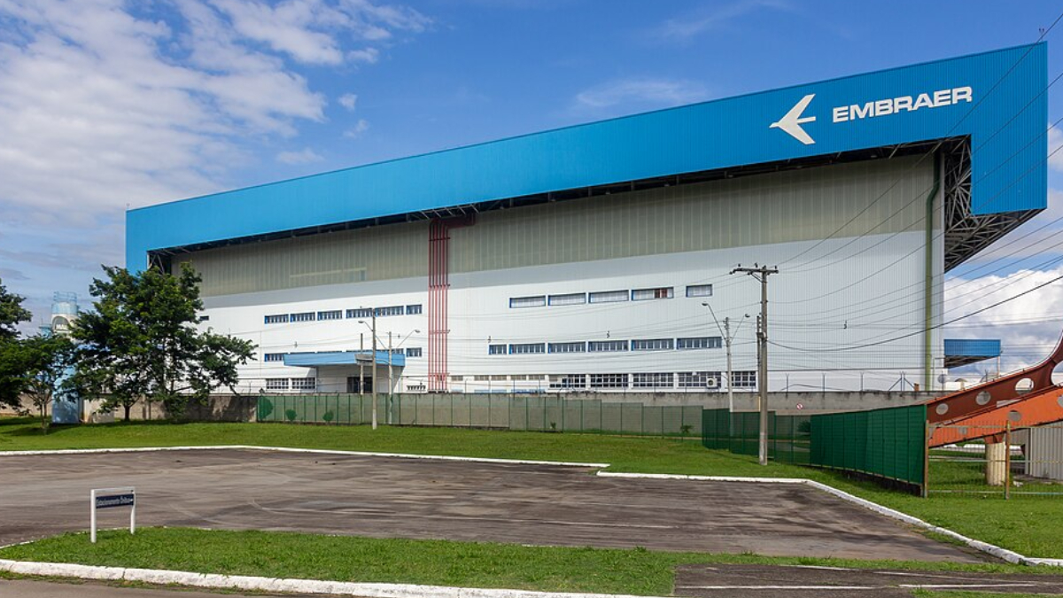 A integração entre indústria, pesquisa e ensino ajudou a transformar a cidade em referência nacional no setor aeroespacial (Foto: Mike Peel/ Wikimedia Commons)