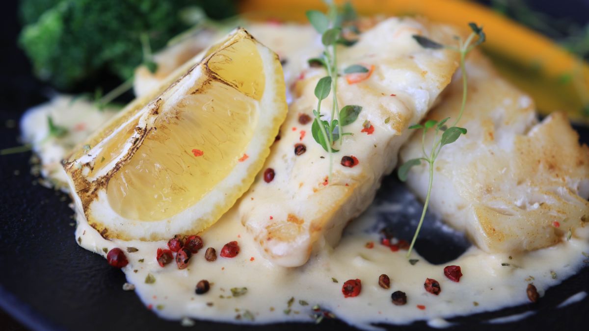 Bacalhau ou tipo bacalhau (Foto_ Valeria Boltneva_Pexels)