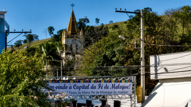 Festa do Pé de Moleque reúne moradores e visitantes em Piranguinho, no Sul de Minas (Foto: Py4nf/Wikimedia Commons)