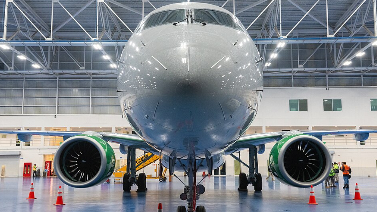 A Embraer ajudou a consolidar São José dos Campos como um dos principais centros da indústria aeronáutica brasileira (Foto: EneasMx/ Wikimedia Commons)