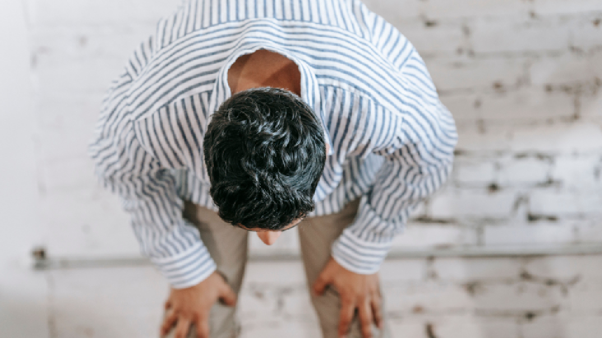Mudanças repentinas na frequência da flatulência merecem atenção médica quando vêm acompanhadas de desconforto (Foto: Michael Burrows/ Pexels)