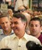 Sem apresentar provas ou explicações, Flávio Bolsonaro diz que já prestou contas sobre caso ‘Dark Horse’