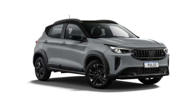 Desenvolvida a partir da Drive 1.3 AT, a série especial BlackMotion tem detalhes escurecidos, teto preto, roda de liga leve de 16 polegadas, retrovisores em preto brilhante, logotipos escurecidos e “skid plate” em tom escuro