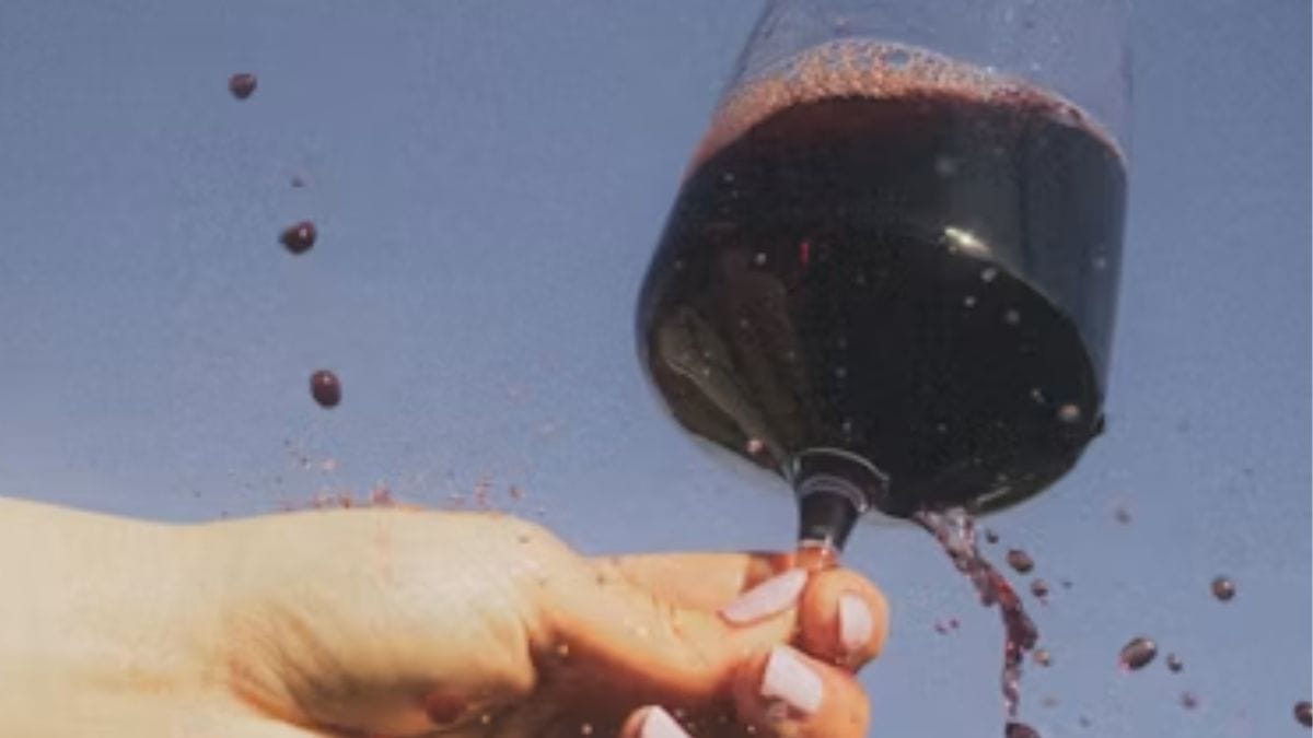 roupa manchada de vinho