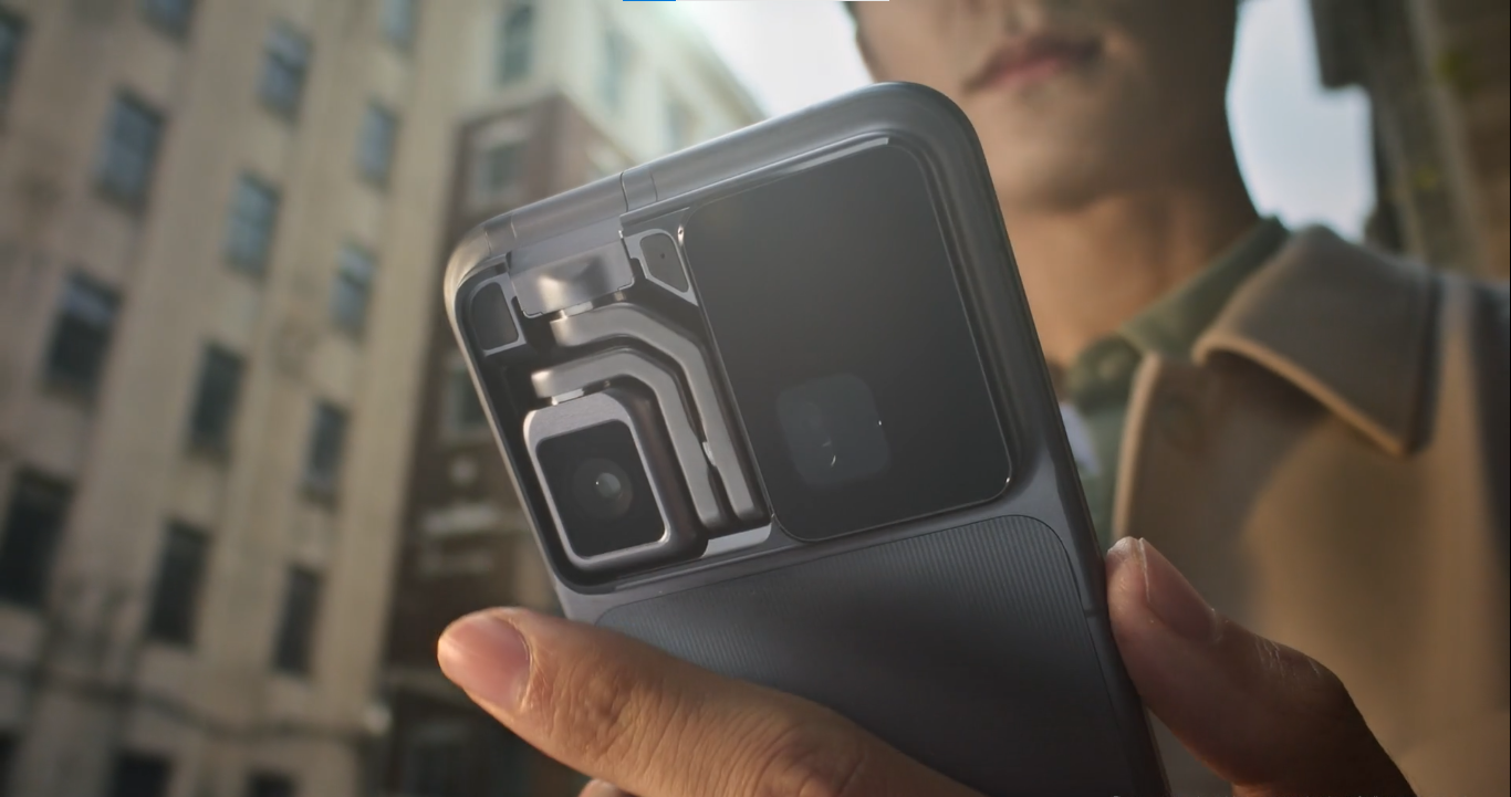 Robot Phone foi apresentado pela Honor com recursos voltados à produção de vídeos e fotografia pelo celular (Reprodução: Honor)