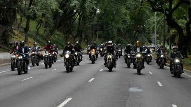 Triumph no “Distinguished Gentleman’s Ride”