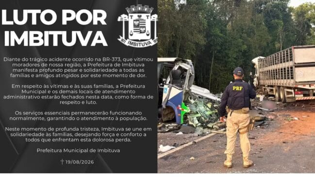 Montagem fotográfica dividida verticalmente em duas partes. À esquerda, sobre fundo escuro com o brasão do município, uma nota oficial em letras brancas intitulada "LUTO POR IMBITUVA" comunica o profundo pesar da Prefeitura Municipal de Imbituva pelo acidente na BR-373 e o fechamento das repartições públicas em 19/08/2026. À direita, fotografia do local do acidente com um agente da Polícia Rodoviária Federal (PRF) de costas monitorando a pista onde ocorreu a colisão frontal entre um ônibus destruído e um caminhão boiadeiro.