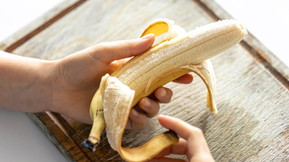 A mistura precisa ser diluída antes da aplicação para reduzir riscos às plantas.