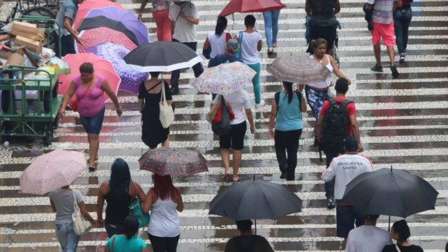 A capital paulista deve ter mudanças nas condições do céu ao longo do dia, com maior instabilidade prevista para o período da noite