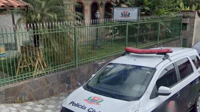 A perícia foi acionada para analisar o local e reunir elementos que possam ajudar a esclarecer a dinâmica da ocorrência.