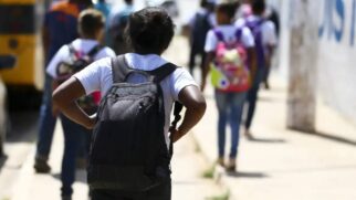 O procedimento também foi comunicado ao Conselho Tutelar, ao CMDCA, à Secretaria Municipal de Educação e ao Ministério da Educação.