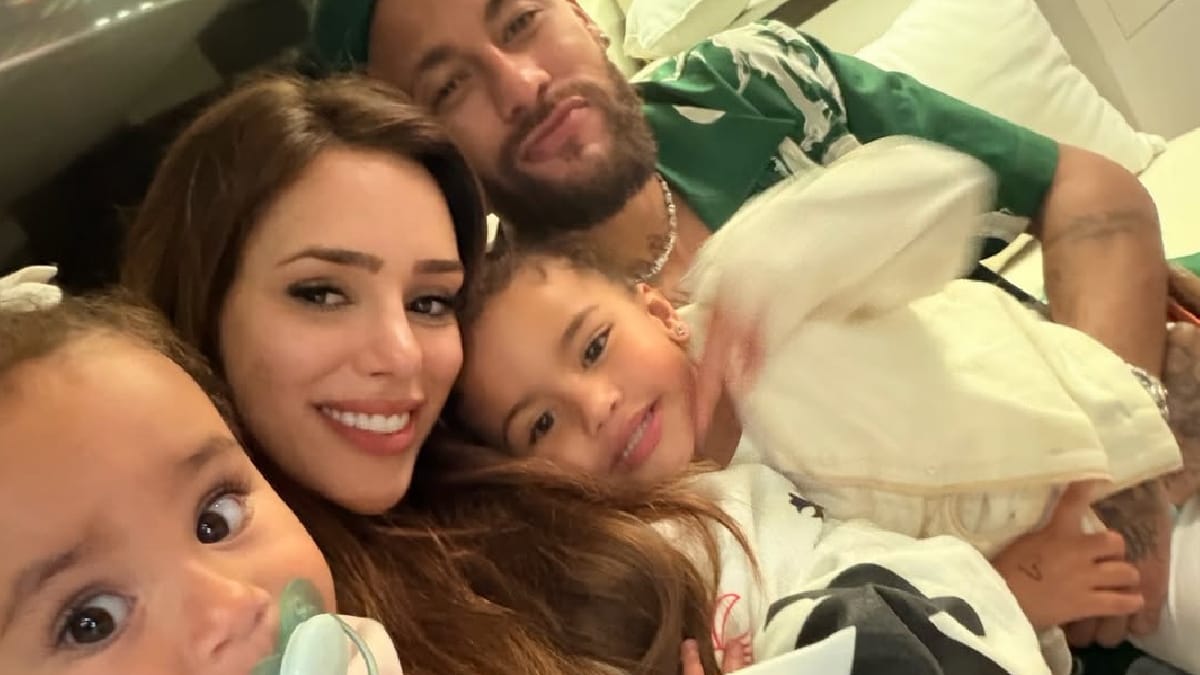 Neymar com a família