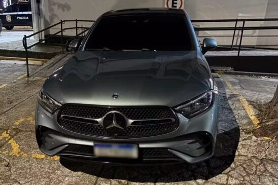 Mercedes-Benz GLC 300 de Deolane é avaliado em mais de R$ 400 mil / Reprodução/Polícia Militar