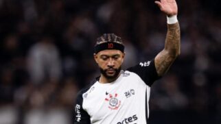 Memphis Depay pelo Corinthians