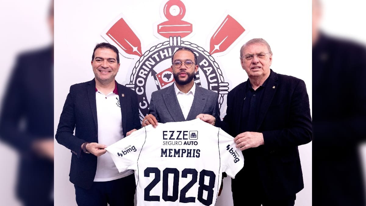 Memphis Depay renova com o Corinthians até 2028
