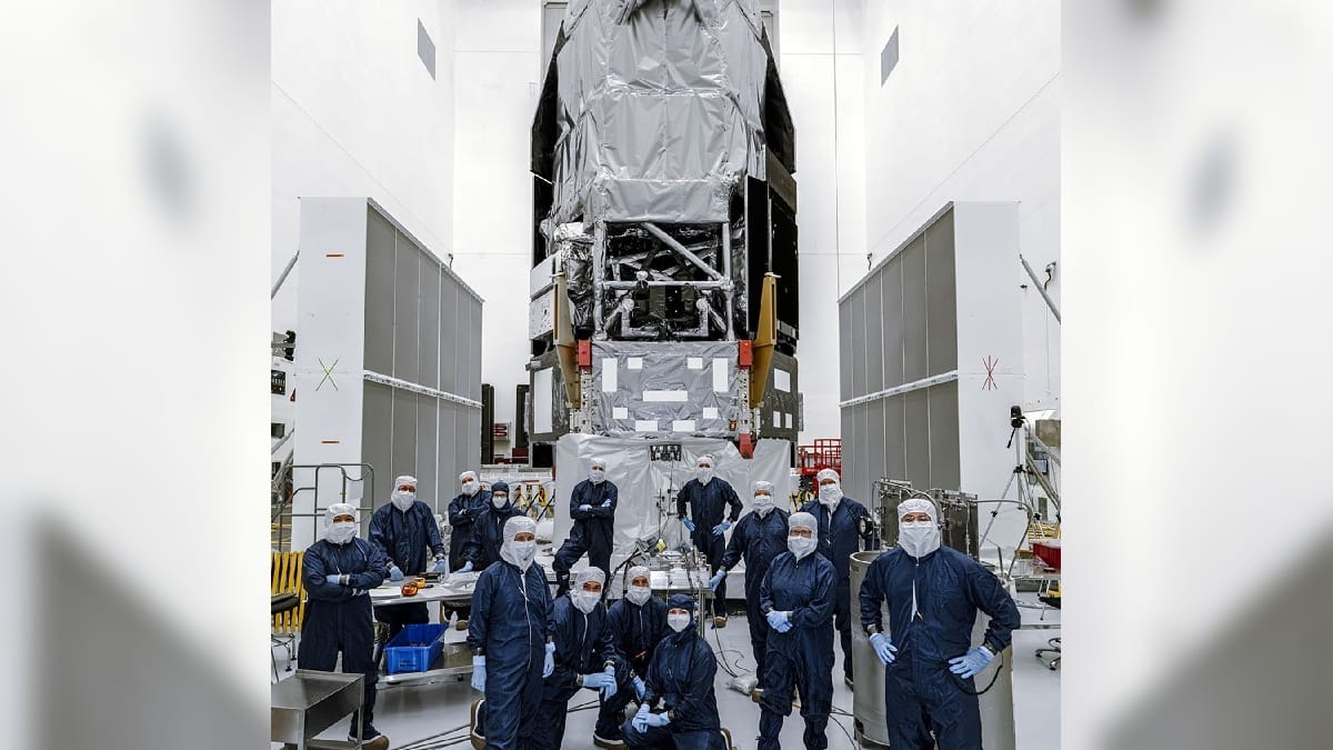 Operação da NASA Telescópio Espacial Roman