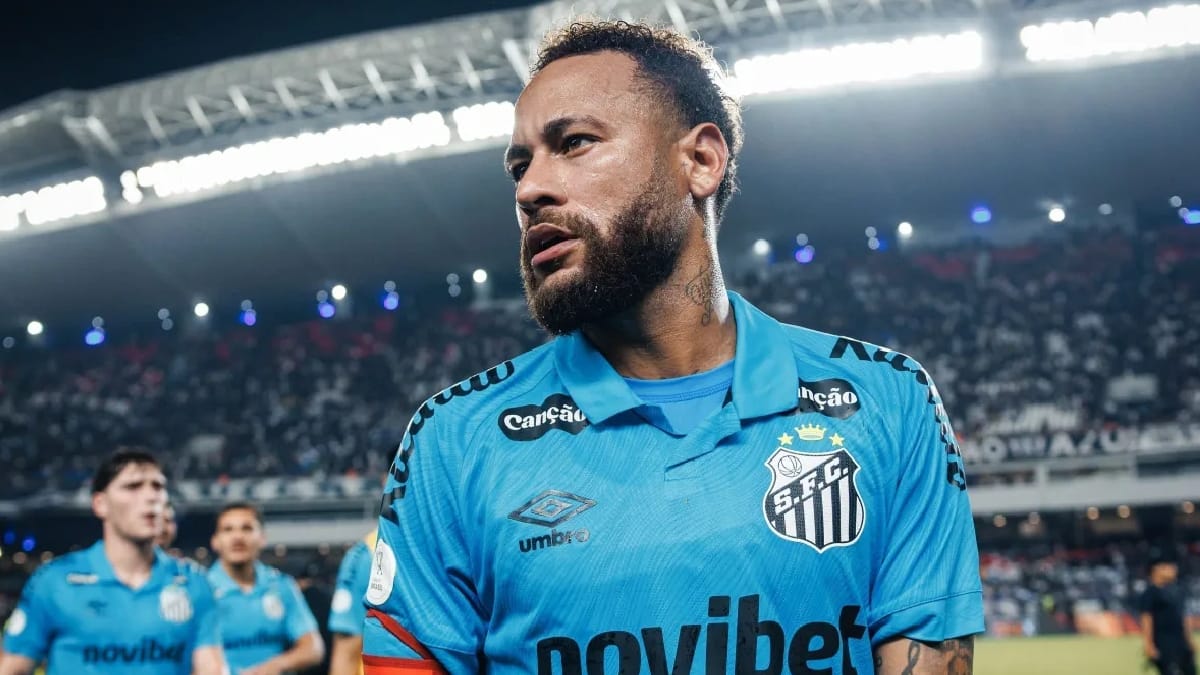 Neymar jogando pelo Santos