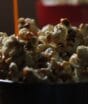 Sabor de cinema: aprenda a fazer pipoca gourmet em casa para acompanhar séries e filmes no tempo livre