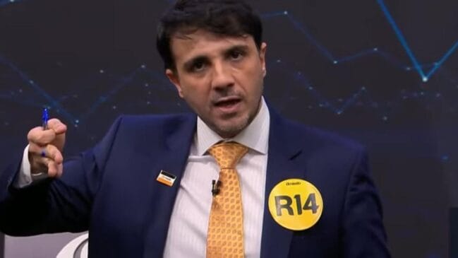 Renan Santos em debate da Band