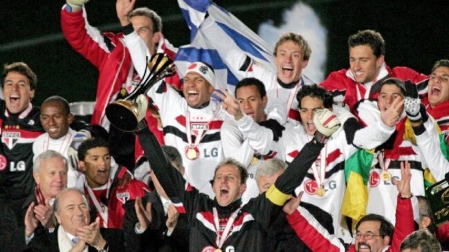 Rogério Ceni campeão mundial pelo São Paulo, em 2005