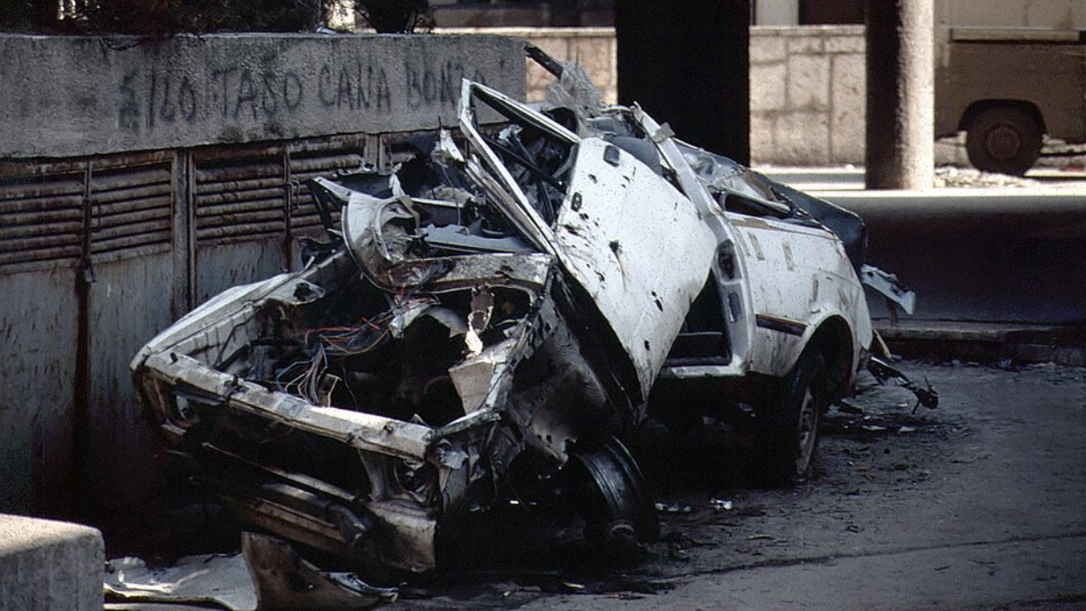 É esse contexto que torna a suspeita do “safári” tão grave. Se comprovado, o caso indicará que estrangeiros transformaram uma população já submetida a uma campanha de terror em alvos de uma suposta “caça humana” paga. Hoje, essa conclusão ainda não pode ser afirmada como fato (Foto: Christian Maréchal / Wikimedia Commons / Imagem Ilustrativa)