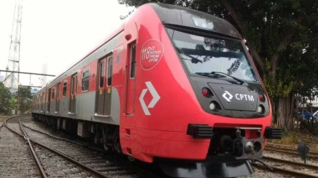 Governador afirmou que as estações serão modernizadas, com preservação das características históricas dos imóveis.