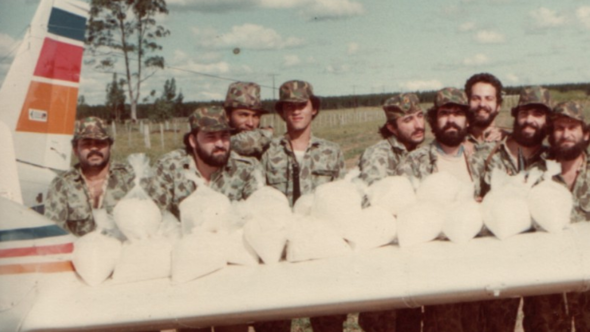 Equipes de repressão às drogas da Polícia Federal já atuavam em grandes apreensões no início da década de 1980, anos antes do Verão da Lata (Foto: Americo Cardoso / Wikimedia Commons)