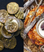 Dois trilheiros encontram lata enferrujada na mata: dentro dela havia 598 moedas de ouro avaliadas em US$ 330 mil