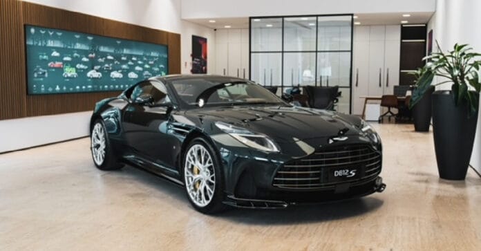 Aston Martin DB12 / Divulgação