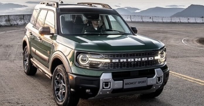 O motor 2.0 EcoBoost turbo entrega 253 cavalos de potência e 38,7 kgfm de torque, associado à transmissão automática de 8 marchas e à tração 4x4 / Divulgação