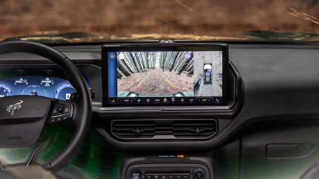 O motor 2.0 EcoBoost turbo entrega 253 cavalos de potência e 38,7 kgfm de torque, associado à transmissão automática de 8 marchas e à tração 4x4 / Divulgação