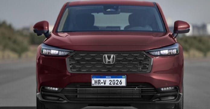 O HR-V Touring é equipado com motor 1.5 VTEC turbo flex de até 177 cavalos de potência e 24,5 kgfm de torque, associado ao câmbio tipo CVT com 7 marchas simuladas, com “paddles shifters” no volante para trocas sequenciais / Divulgação
