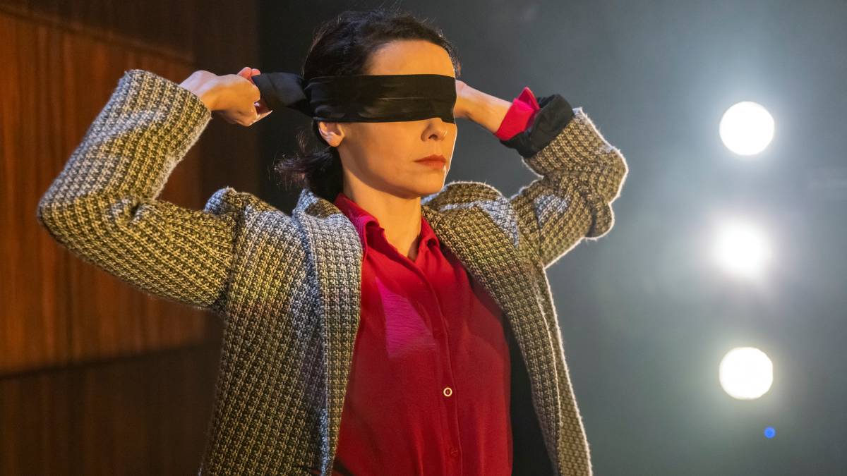 Primeira edição do Festival de Teatro de São Paulo começou em 1º de setembro e já abriu a programação com Prima Facie, espetáculo protagonizado por Débora Falabella. Foto: João Caldas