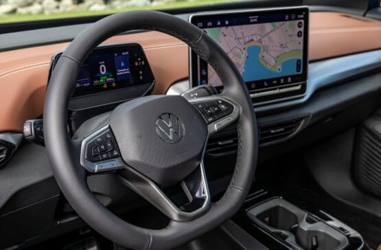 Abrindo a estratégia de eletrificação da marca, VW ID.4 combina DNA alemão, amplo espaço interno, mais desempenho e lista extensa de itens de tecnologia e iluminação / Divulgação