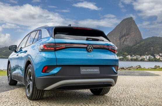 Abrindo a estratégia de eletrificação da marca, VW ID.4 combina DNA alemão, amplo espaço interno, mais desempenho e lista extensa de itens de tecnologia e iluminação / Divulgação