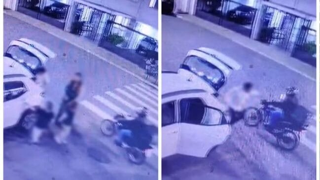 Duas capturas de ecrã de câmara de segurança lado a lado que mostram uma abordagem criminosa na rua, com um indivíduo numa mota a abordar pessoas junto a um automóvel branco com o porta-bagagens aberto