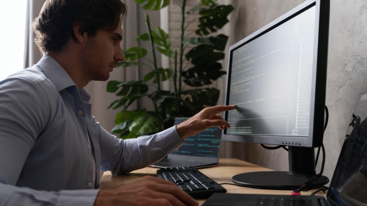 Configuração do Windows 11 permite desativar efeitos de transparência e deixar a interface mais simples (Foto: Magnific)